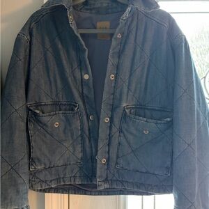 GAP women’s Blue Quilted Jacket